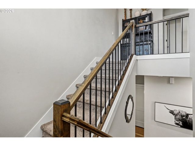 511 Nw BYERS Ln, Dallas, OR 97338