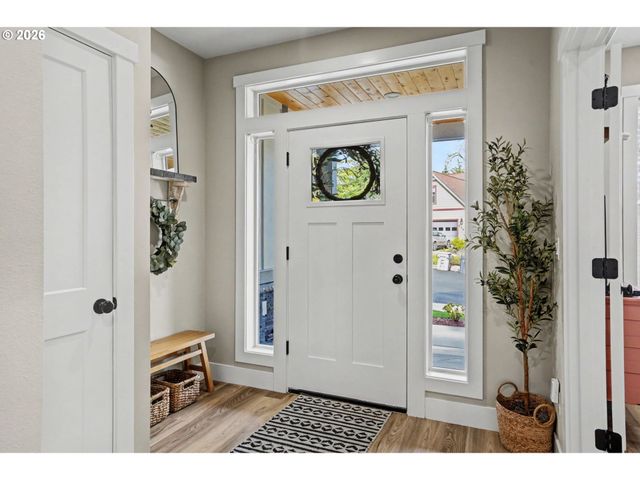 511 Nw BYERS Ln, Dallas, OR 97338