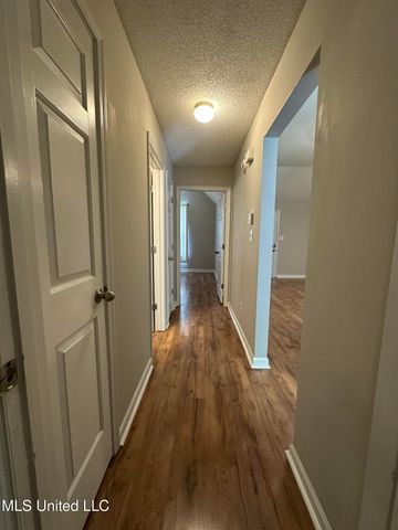 9857 Tremont Drive, Olive Branch, MS 38654