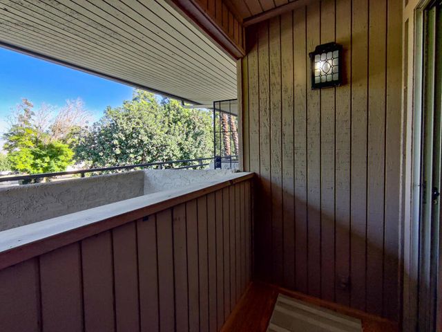 2825 N Los Felices Road 209, Palm Springs, CA 92262