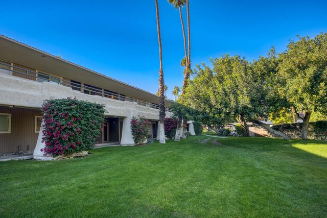 2825 N Los Felices Road 209, Palm Springs, CA 92262