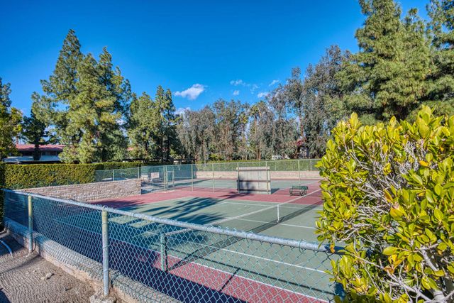 2825 N Los Felices Road 209, Palm Springs, CA 92262