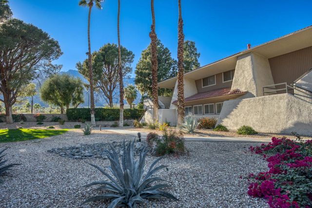 2825 N Los Felices Road 209, Palm Springs, CA 92262