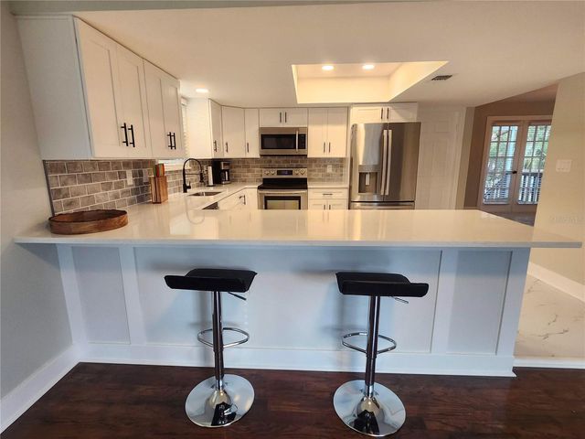 3071 HURON AVENUE, Oldsmar, FL 34677