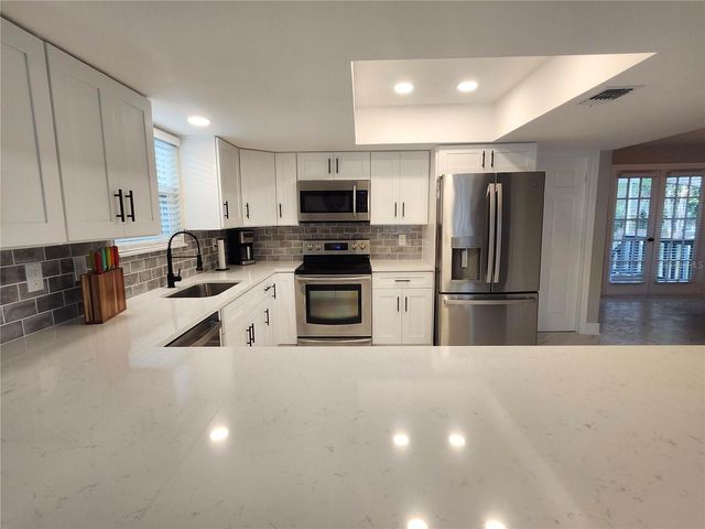 3071 HURON AVENUE, Oldsmar, FL 34677