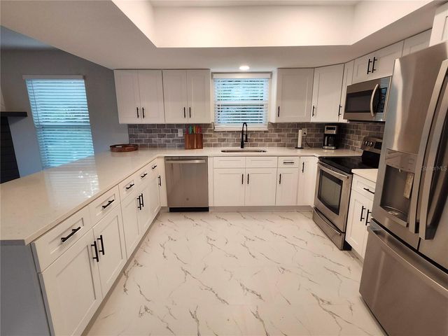 3071 HURON AVENUE, Oldsmar, FL 34677