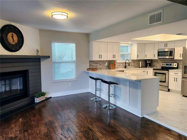 3071 HURON AVENUE, Oldsmar, FL 34677