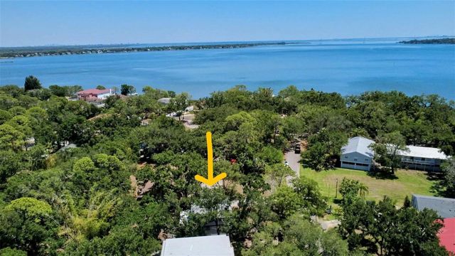 3071 HURON AVENUE, Oldsmar, FL 34677