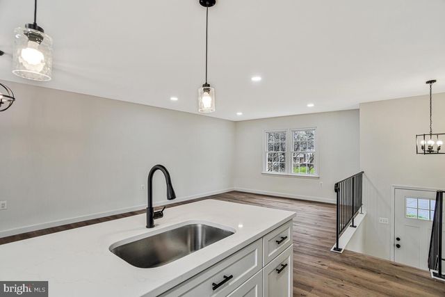 2424 PEAR TREE CT, Waldorf, MD 20602