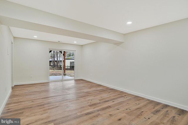 2424 PEAR TREE CT, Waldorf, MD 20602