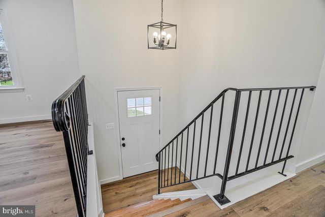 2424 PEAR TREE CT, Waldorf, MD 20602