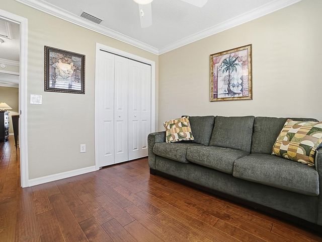 1104 ALCOVE LOOP, The Villages, FL 32162