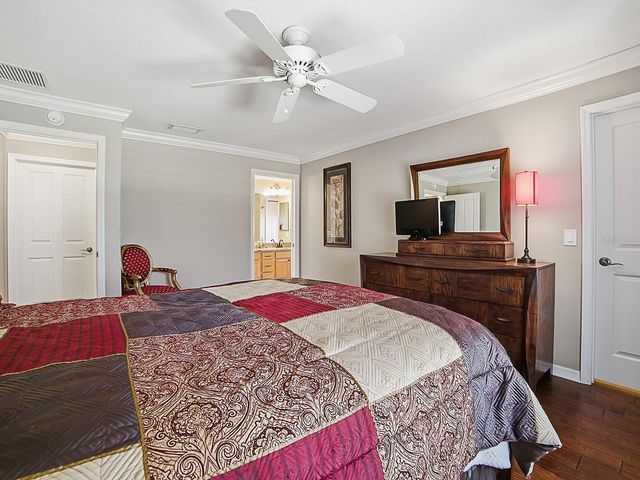 1104 ALCOVE LOOP, The Villages, FL 32162