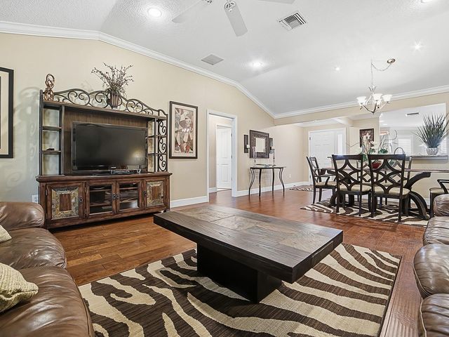 1104 ALCOVE LOOP, The Villages, FL 32162