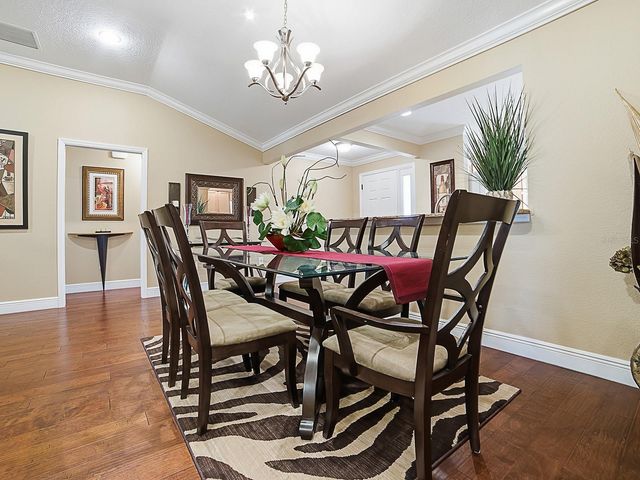 1104 ALCOVE LOOP, The Villages, FL 32162