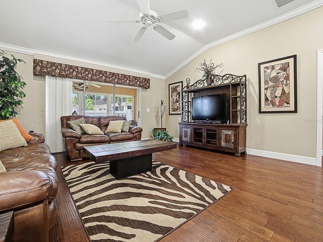 1104 ALCOVE LOOP, The Villages, FL 32162
