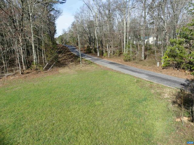 19075 CHILESBURG RD, Beaverdam, VA 23015