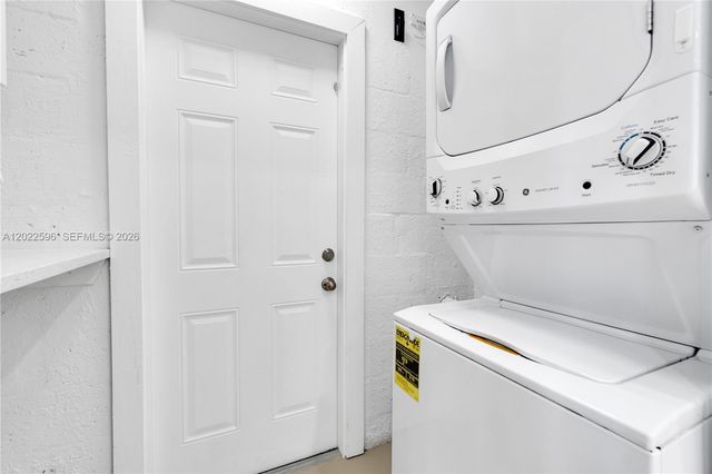 4740 NE 2nd Ter, Deerfield Beach, FL 33064