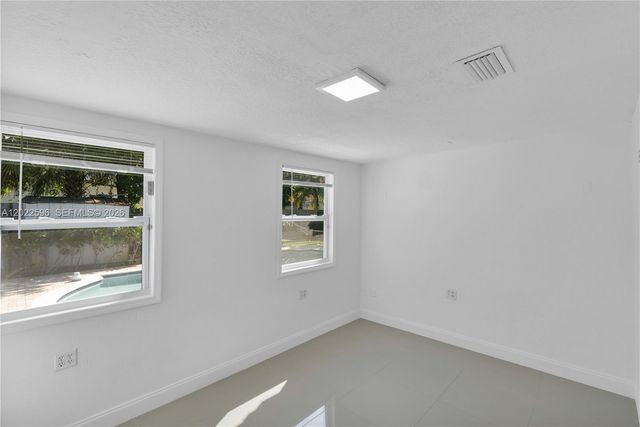 4740 NE 2nd Ter, Deerfield Beach, FL 33064