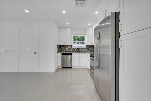4740 NE 2nd Ter, Deerfield Beach, FL 33064