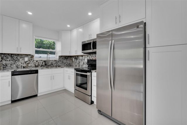 4740 NE 2nd Ter, Deerfield Beach, FL 33064