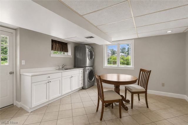 4146 Barclay Messerly Road, Southington, OH 44470