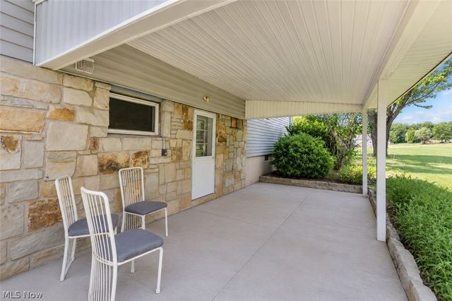 4146 Barclay Messerly Road, Southington, OH 44470