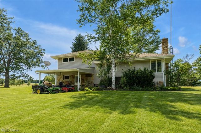 4146 Barclay Messerly Road, Southington, OH 44470