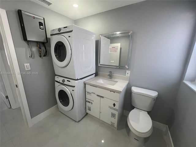 361 NW 16th St, Pompano Beach, FL 33060