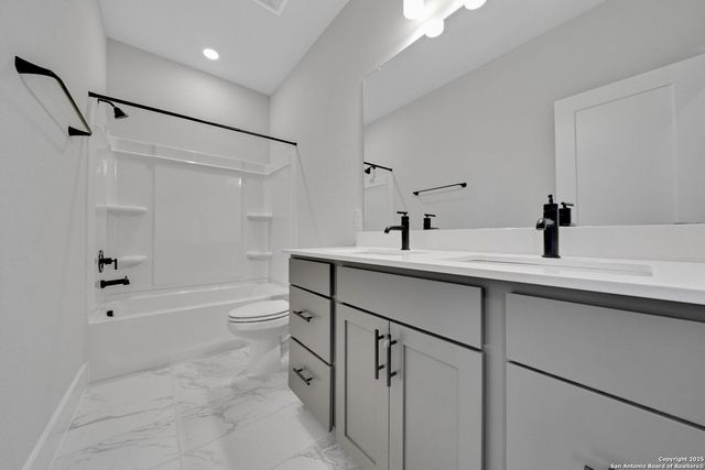 13647 GIOVANNIS GDN, San Antonio, TX 78253