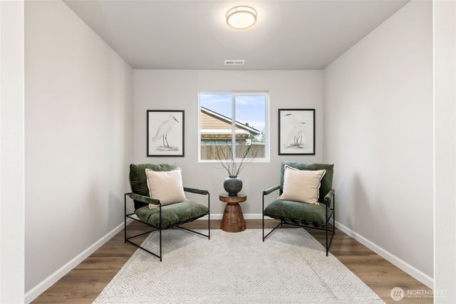 9401 17th Avenue E, Tacoma, WA 98445