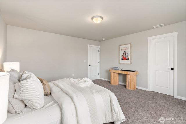 9401 17th Avenue E, Tacoma, WA 98445