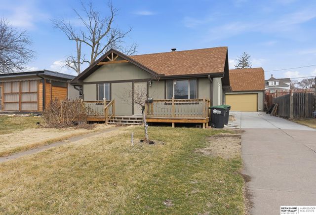 3944 Y Street, Omaha, NE 68107