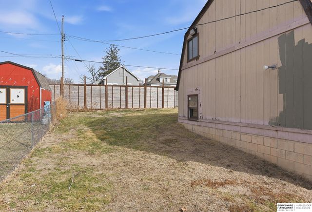 3944 Y Street, Omaha, NE 68107