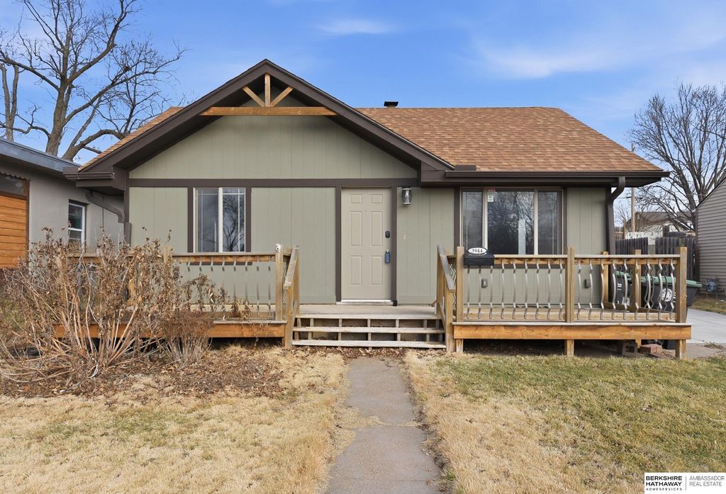 3944 Y Street, Omaha, NE 68107