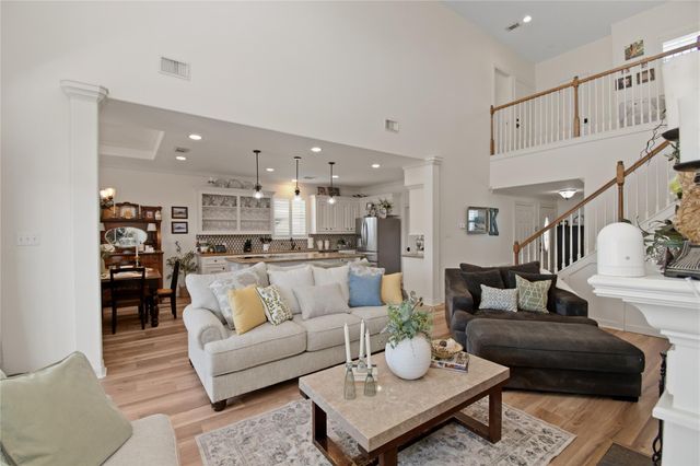 215 Lokai Street, Tiki Island, TX 77554