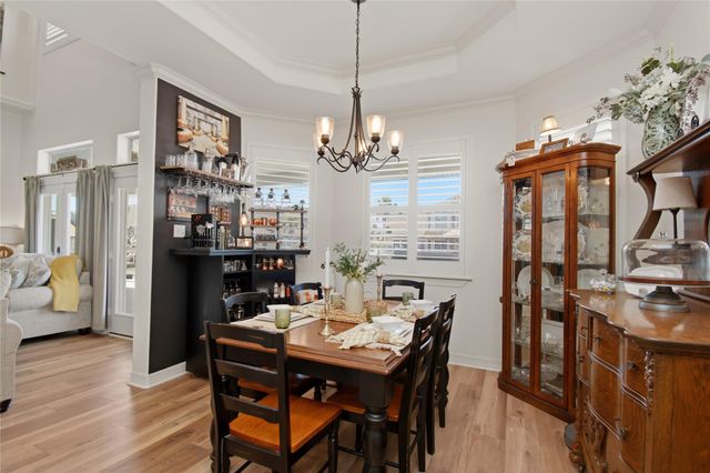 215 Lokai Street, Tiki Island, TX 77554