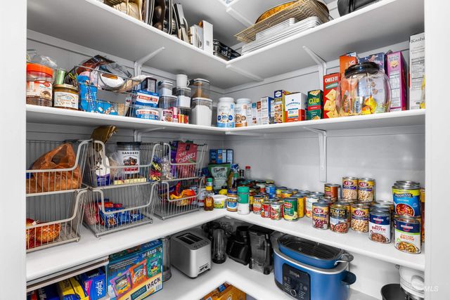 5598 W Old Ranch St W Old Ranch Street, Eagle, ID 83714