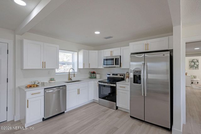 2133 W NATHAN Drive, Jacksonville, FL 32216