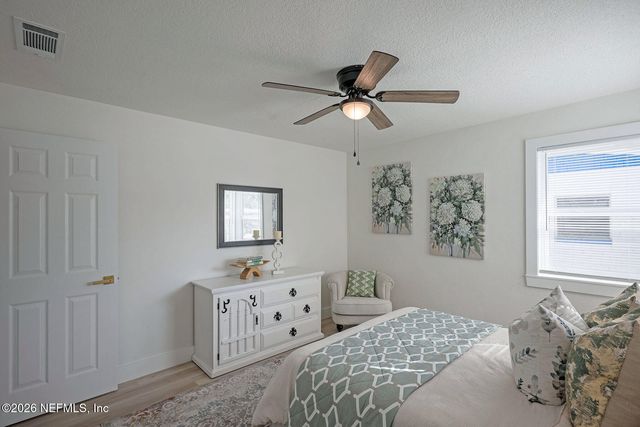 2133 W NATHAN Drive, Jacksonville, FL 32216