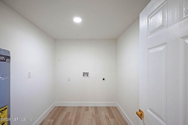 2133 W NATHAN Drive, Jacksonville, FL 32216