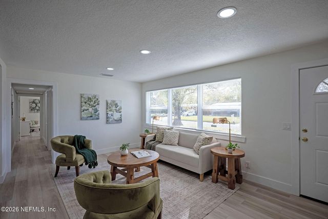 2133 W NATHAN Drive, Jacksonville, FL 32216