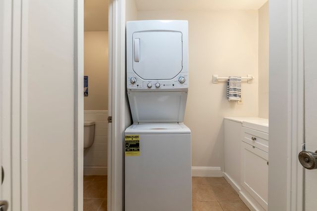 500 Paragon Mills Rd Apt M16, Nashville, TN 37211