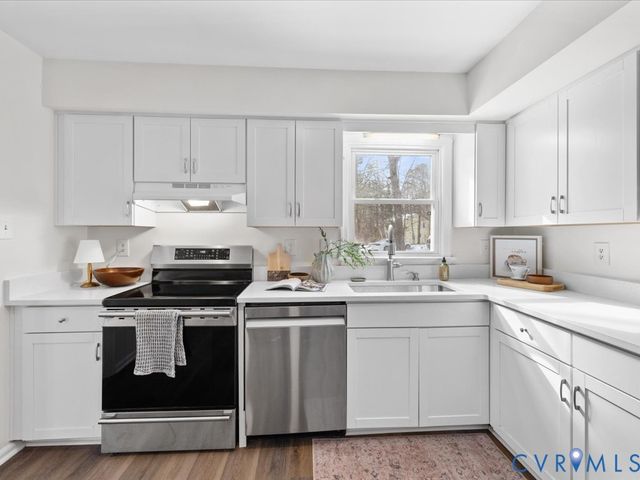 13217 Court Ridge Rd, Midlothian, VA 23112