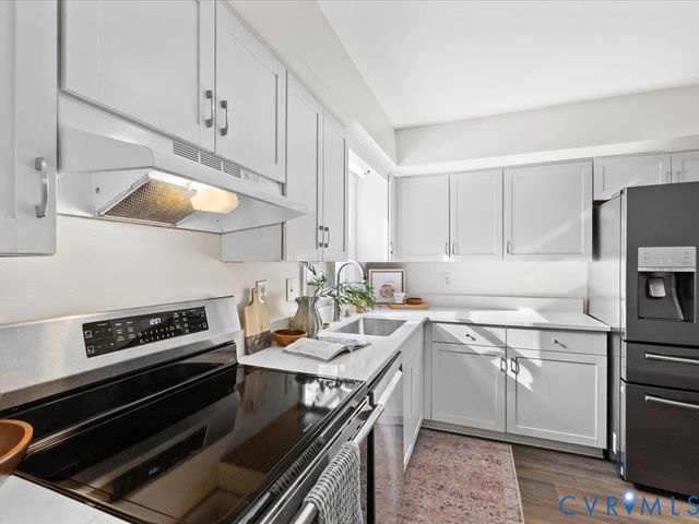 13217 Court Ridge Rd, Midlothian, VA 23112