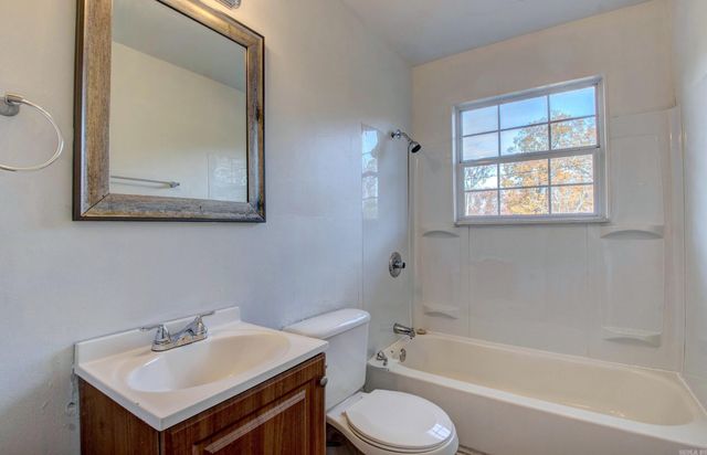 7100 Redwood, Little Rock, AR 72209