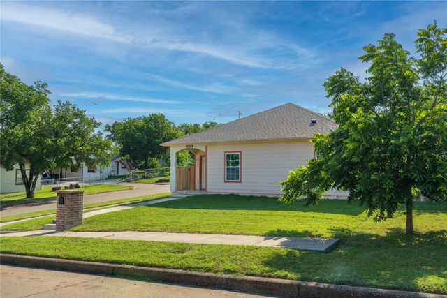 2522 Refugio Avenue, Fort Worth, TX 76164