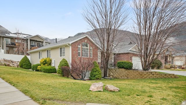 2838 N 1375 E, North Ogden, UT 84414