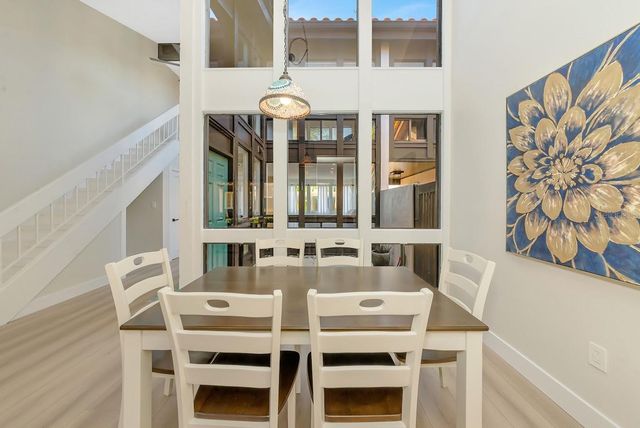 800 S BLVD OF THE PRESIDENTS 16, Sarasota, FL 34236