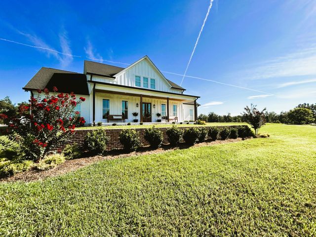 127 Bosham Rd, Westmoreland, TN 37186